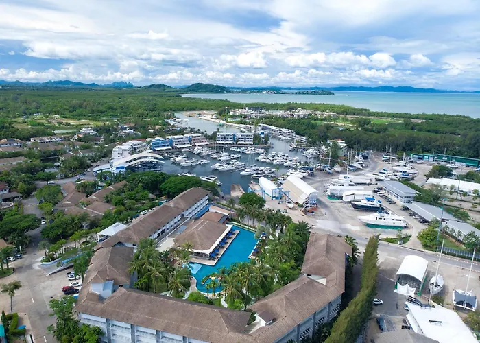 Nh Boat Lagoon Phuket Resort