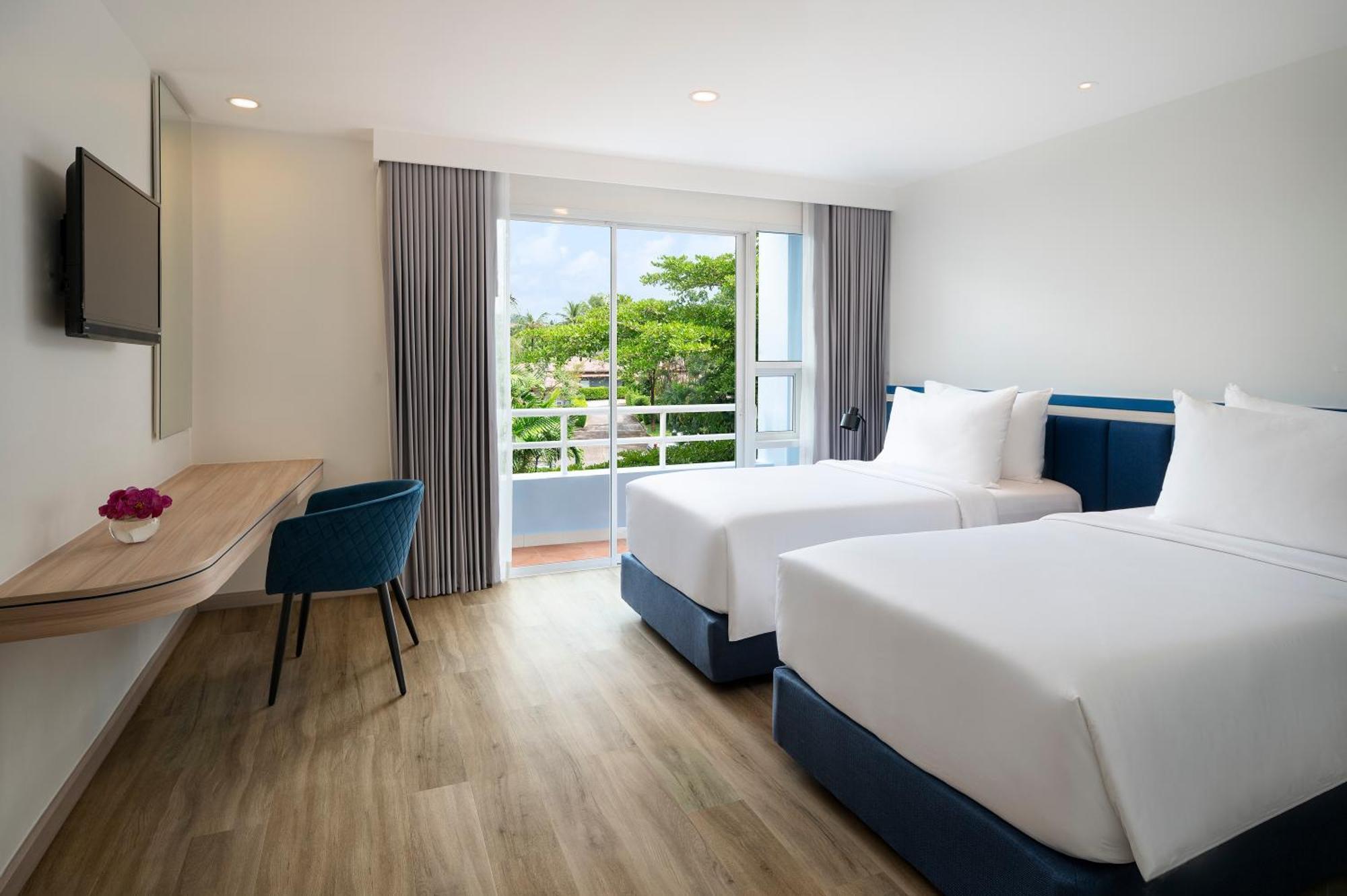 Nh Boat Lagoon 5* Пхукет